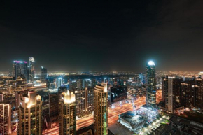 SmartStay at Burj Royale - Unique Downtown Dubai City Views - Brand New Luxury Apartments